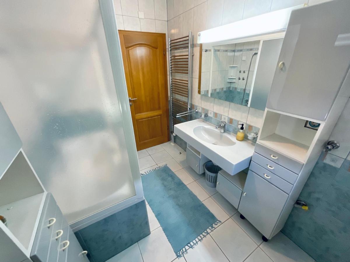 Apartment Camellia يوبوسكي المظهر الخارجي الصورة